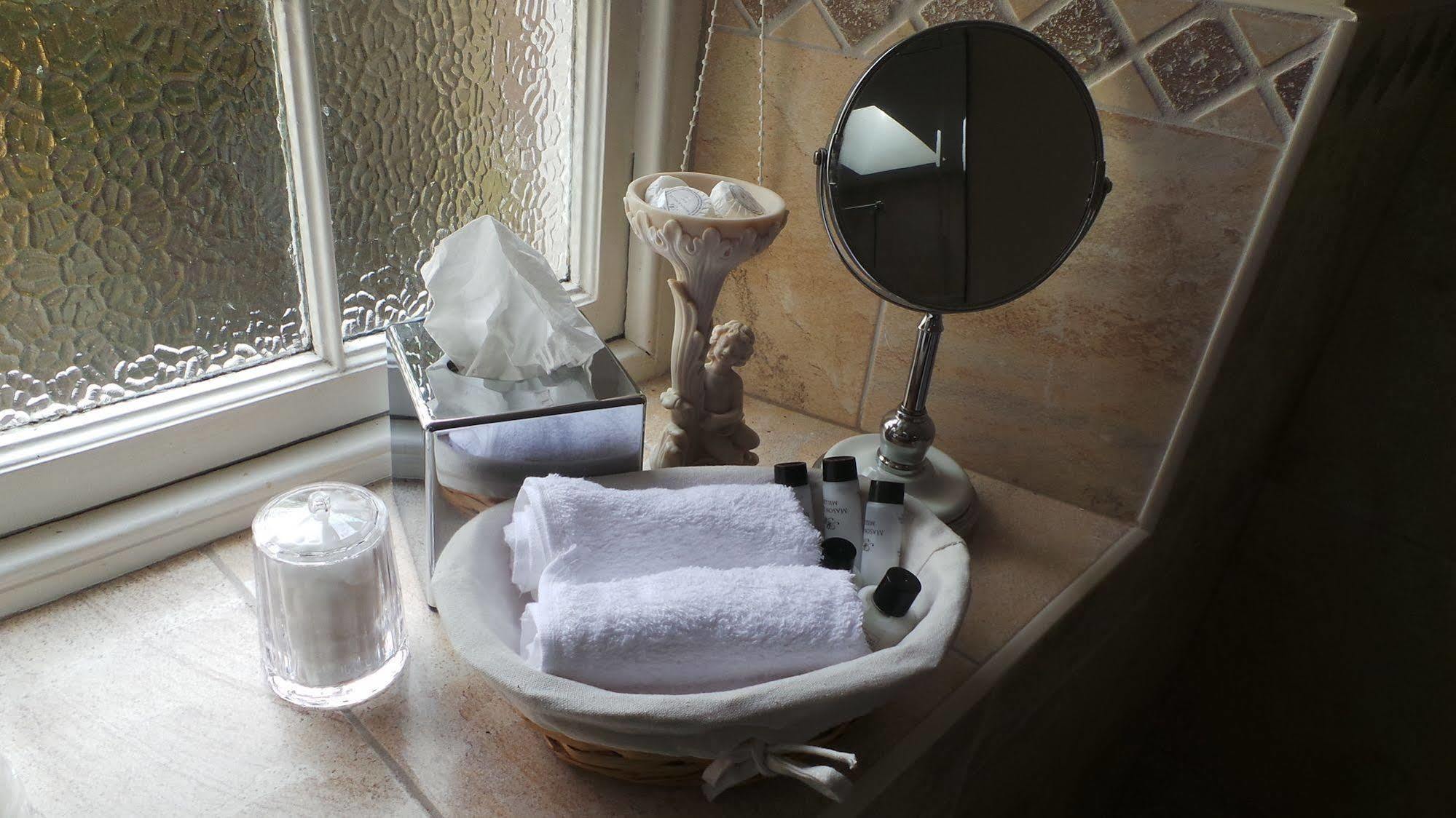 Comelybank Guesthouse Crieff Zewnętrze zdjęcie