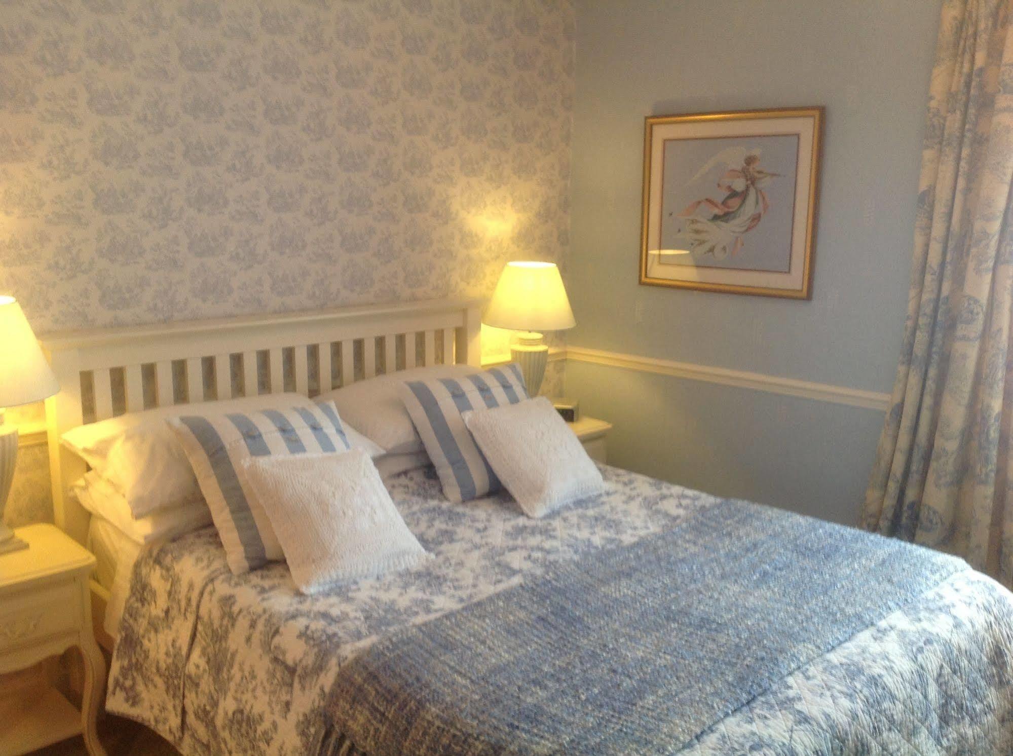 Comelybank Guesthouse Crieff Zewnętrze zdjęcie
