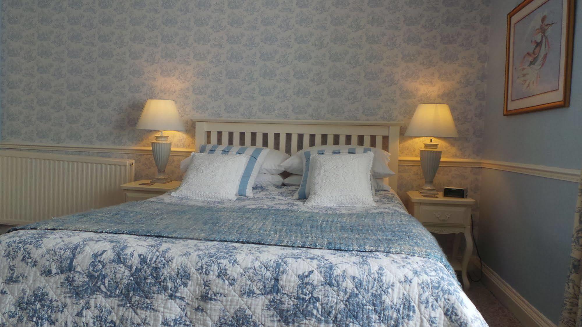 Comelybank Guesthouse Crieff Zewnętrze zdjęcie
